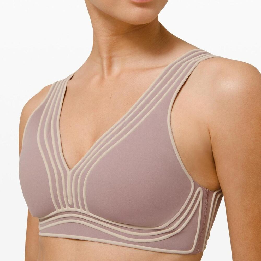 Lululemon like new get in line bra size 2
